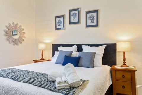 Riversleigh House - Accommodation Main Beach 3