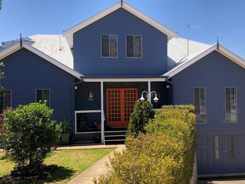 Riverview House B&B - Accommodation Main Beach 0