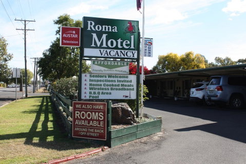 Roma Motel - Accommodation Main Beach 0