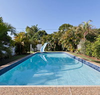 Ron's Beach House - Accommodation Main Beach