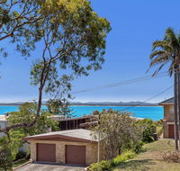Ronald Avenue Unit 2/36 - Accommodation Main Beach