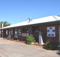 Roundhouse Motel - Accommodation Main Beach