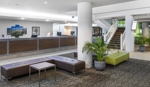 Rydges Esplanade Resort Cairns - Accommodation Main Beach 2