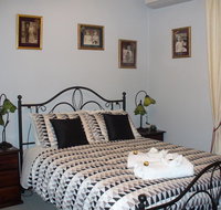 Salter Station. Blanchetown. South Australia - Accommodation Main Beach