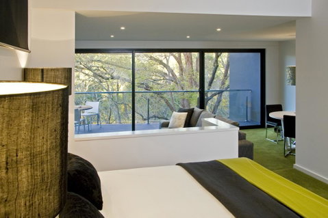 Saltus Luxury Accommodation - Accommodation Main Beach 2
