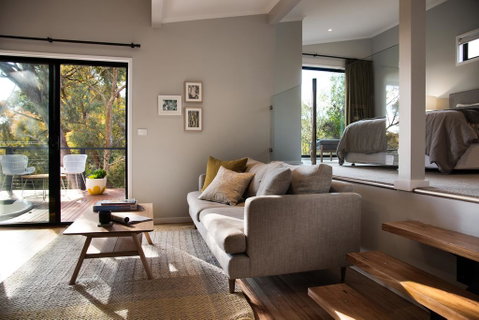 Sanctum - Accommodation Main Beach 1