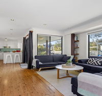 Sand Dunes - house and cabin accommodation - Accommodation Main Beach