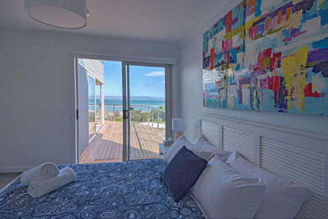 Sandbar Beach House - Accommodation Main Beach 2