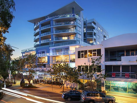 Scarborough Beach Resort Queensland - Accommodation Main Beach 2