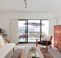 Seabreeze - Coastal Living - Accommodation Main Beach