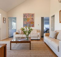 Seaside Apartment - Accommodation Main Beach
