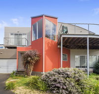 Seaside Pleasure - Accommodation Main Beach