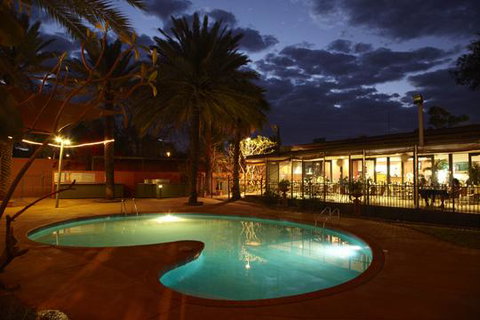 Seasons Hotel Newman - Accommodation Main Beach 0