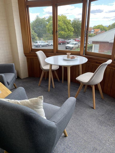 Shipwrights Arms - Accommodation Main Beach 2