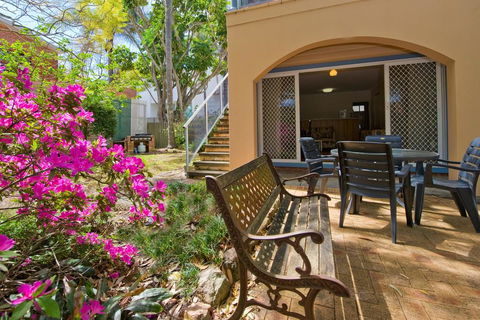 Shoal Bay Avenue, Unit 1/7 - Accommodation Main Beach 0