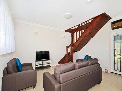 Silver Sands Serenity - Accommodation Main Beach 1