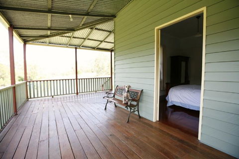 Singleton's Retreat Near Wiseman's Ferry - Accommodation Main Beach 1
