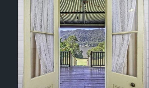 Singleton's Retreat Near Wiseman's Ferry - Accommodation Main Beach 3