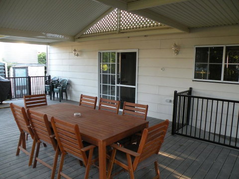 Smith Street Villa Naracoorte - Accommodation Main Beach 1