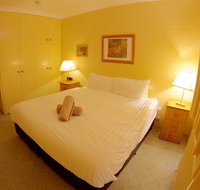 Snow Ski Apartments 37 - Accommodation Main Beach