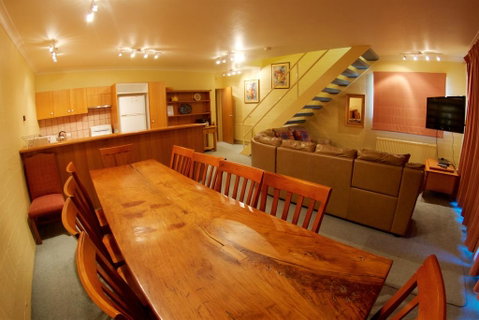Snow Ski Apartments 41 - Accommodation Main Beach 0