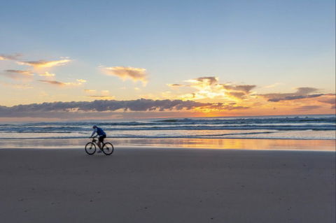 South Golden Beach - Accommodation Main Beach 1