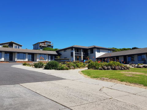 Southern Ocean Motor Inn - Accommodation Main Beach 1