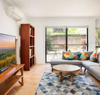 Spacious Home in the Heart of Avalon Beach - Accommodation Main Beach