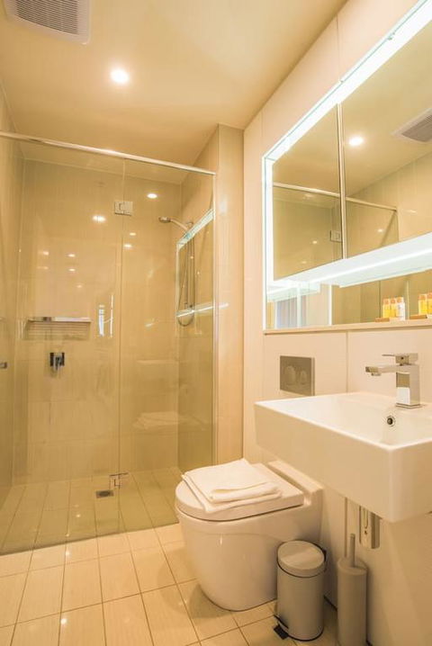 Spacious&Cozy 1 Bedroom + 1 Bathroom Zetland APT - Accommodation Main Beach 3