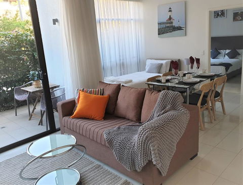 Spacious&Cozy 1 Bedroom + 1 Bathroom Zetland APT - Accommodation Main Beach 0