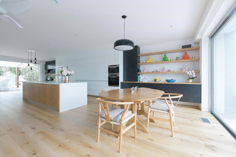 Spectacular Bilgola Beachhouse - Accommodation Main Beach 3