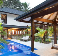 Spice At Oak Award Winning Luxury Absolute Oceanfront House Oak Beach Near Port Douglas - Accommodation Main Beach