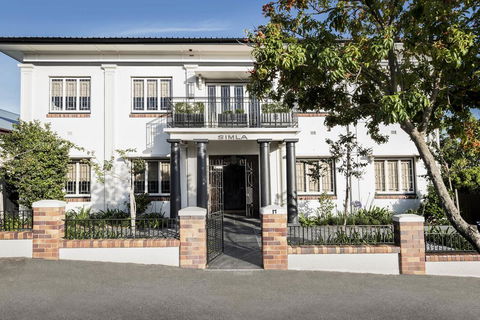 Spicers Balfour Hotel - Accommodation Main Beach 2