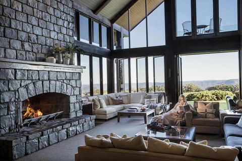 Spicers Peak Lodge - Accommodation Main Beach 0
