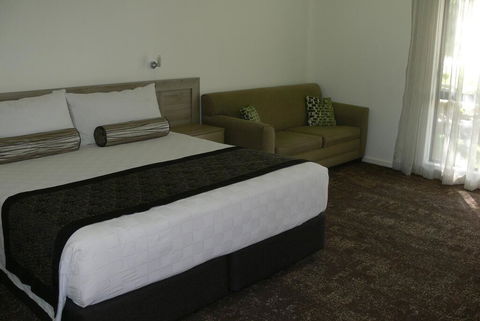Springs Resorts Mittagong - Accommodation Main Beach 2