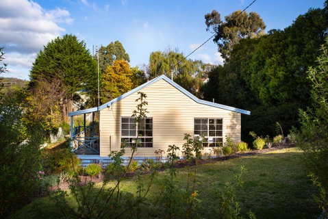 Springview Cottage - Accommodation Main Beach 3