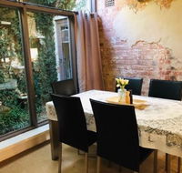 Stanton House CentralPets WelcomeFree WiFiBreakfast - Accommodation Main Beach