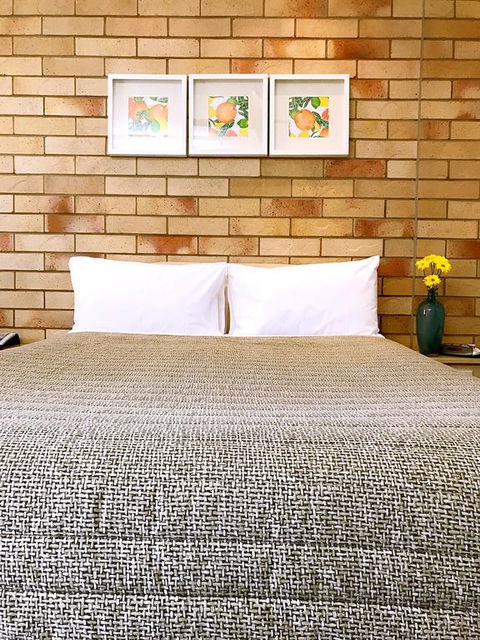 Starlight Motor Inn - Accommodation Main Beach 3