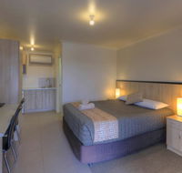 Starline Motor Inn - Accommodation Main Beach