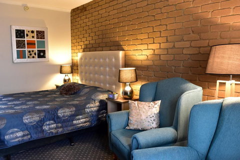 Strzelecki Motor Lodge - Accommodation Main Beach 1