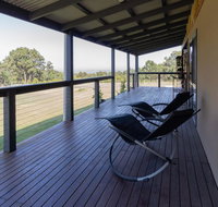 Studio 165 Hidden Gem on 50 acres with bay views - Accommodation Main Beach