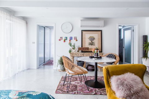 Studio36 - Accommodation Main Beach 0