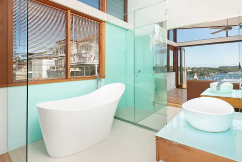 Stunning Architecture With Superb Balmoral Views! - Accommodation Main Beach 2