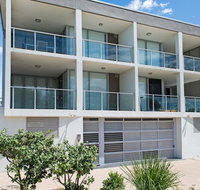 Stunning surfside apartment - Boyd St Woorim - Accommodation Main Beach