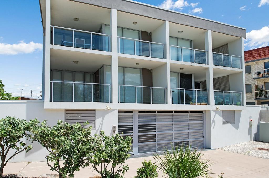 Woorim QLD Accommodation Main Beach