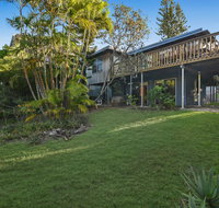 Summer Place - 24 Shearwater Street - Accommodation Main Beach