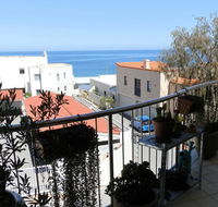 Sun Sand Sea and Salty Kisses Cottesloe beach house - Accommodation Main Beach