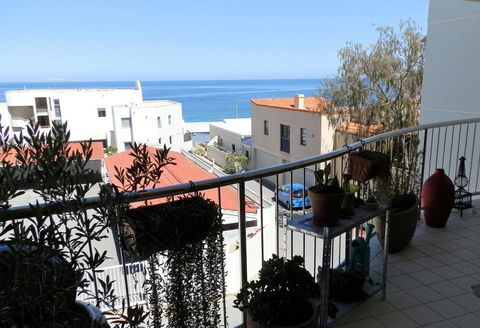Sun, Sand, Sea And Salty Kisses Cottesloe Beach House - Accommodation Main Beach 0