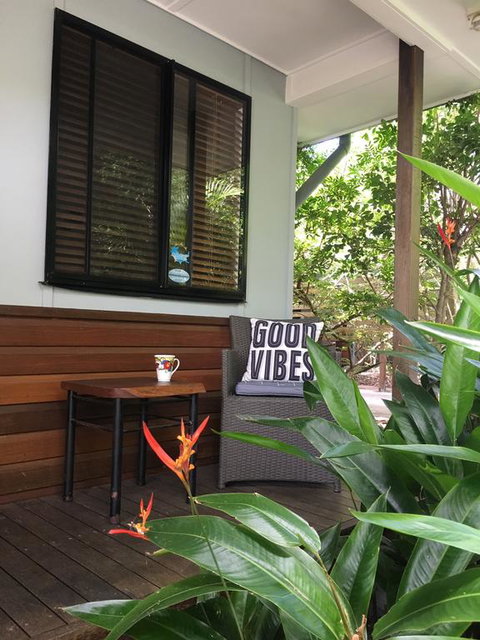 Sunbird Gardens - Accommodation Main Beach 3