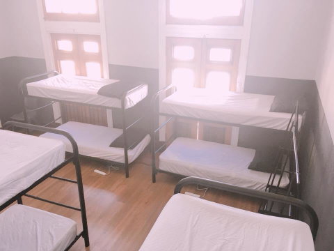 Sundancer Backpackers Hostel - Accommodation Main Beach 2